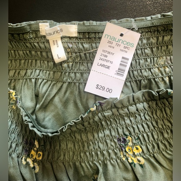 New with tags Maurice’s Sage green floral print elastic off shoulder blouse L - Picture 9 of 9